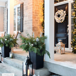 Classic Outdoor Porch Christmas Decor