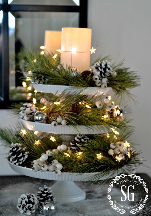 holiday cake platter tray decor with pinecones and greenery