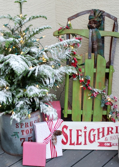 Vintage Front Porch Christmas Decorations