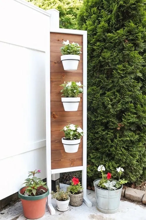 Soporte vertical para plantas de bricolaje