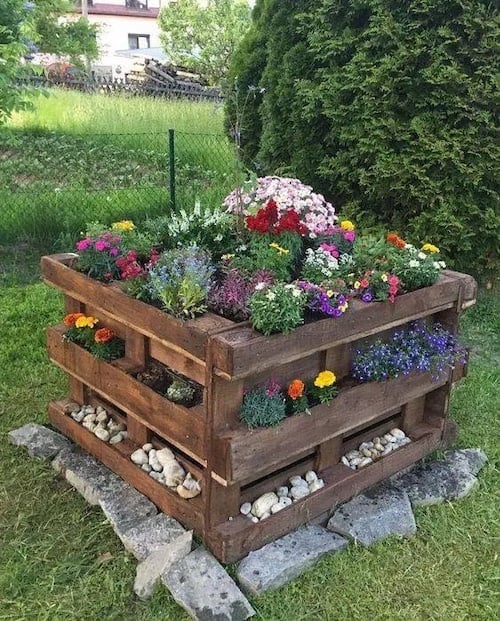 Garden Pallet Idea