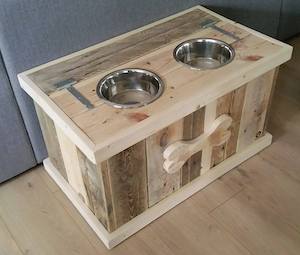 Pallet Dog Bowl Stand