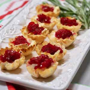 3 Ingredient Cranberry Brie Bites