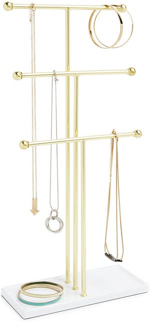 hanging necklace organizer 