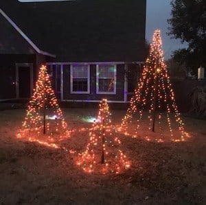 Luces del árbol de Navidad para el patio trasero