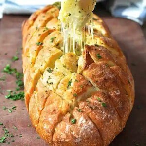 garlic pull apart bread