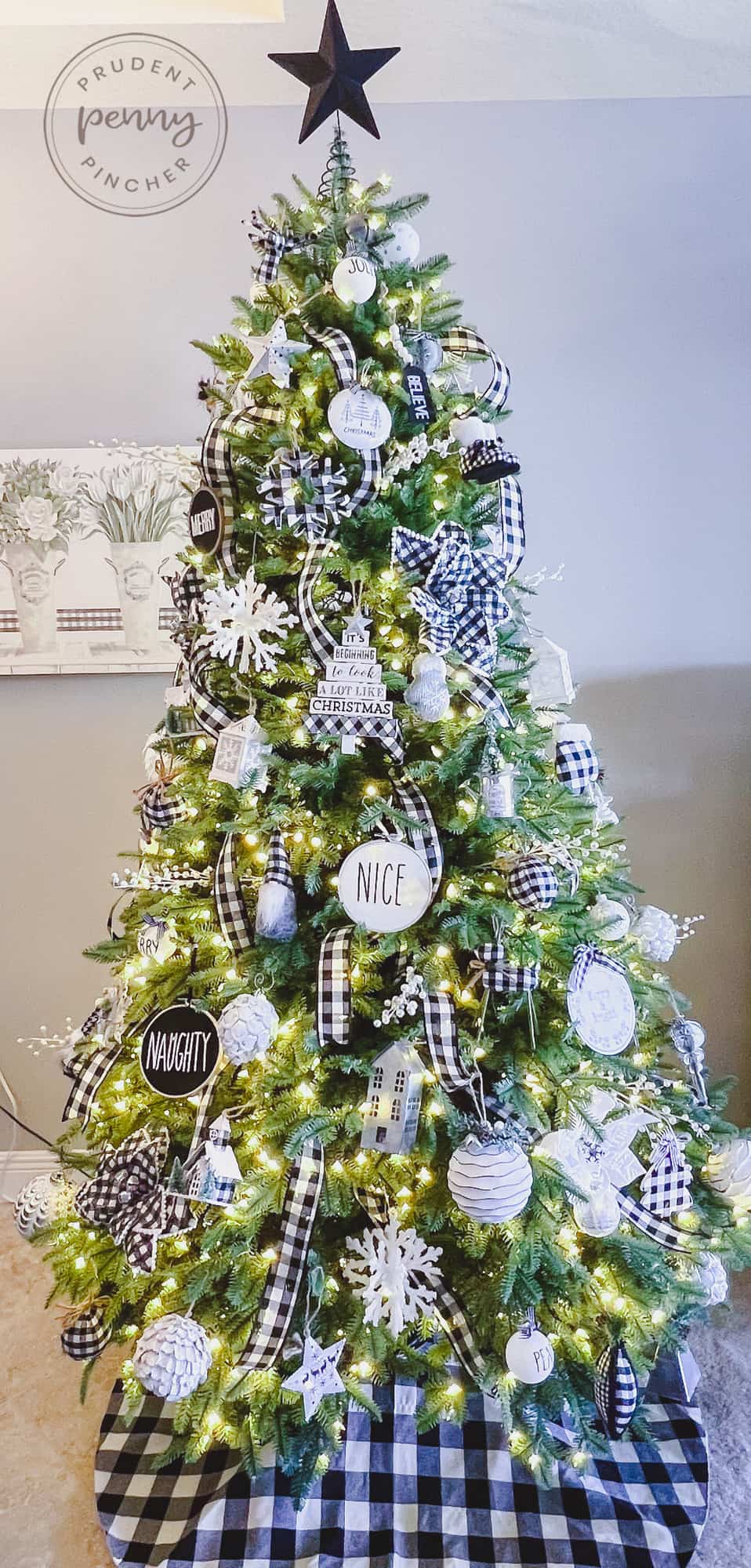 5 Black Christmas Tree Ideas for a Modern Holiday Look