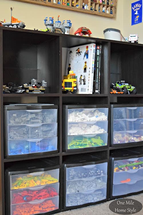 Simple Lego Organization Using Cube Organizer