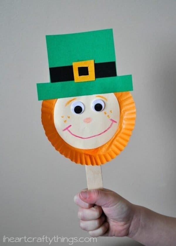 Leprechaun Popsicle Stick Puppet St Patrick's Day Craft for Kids