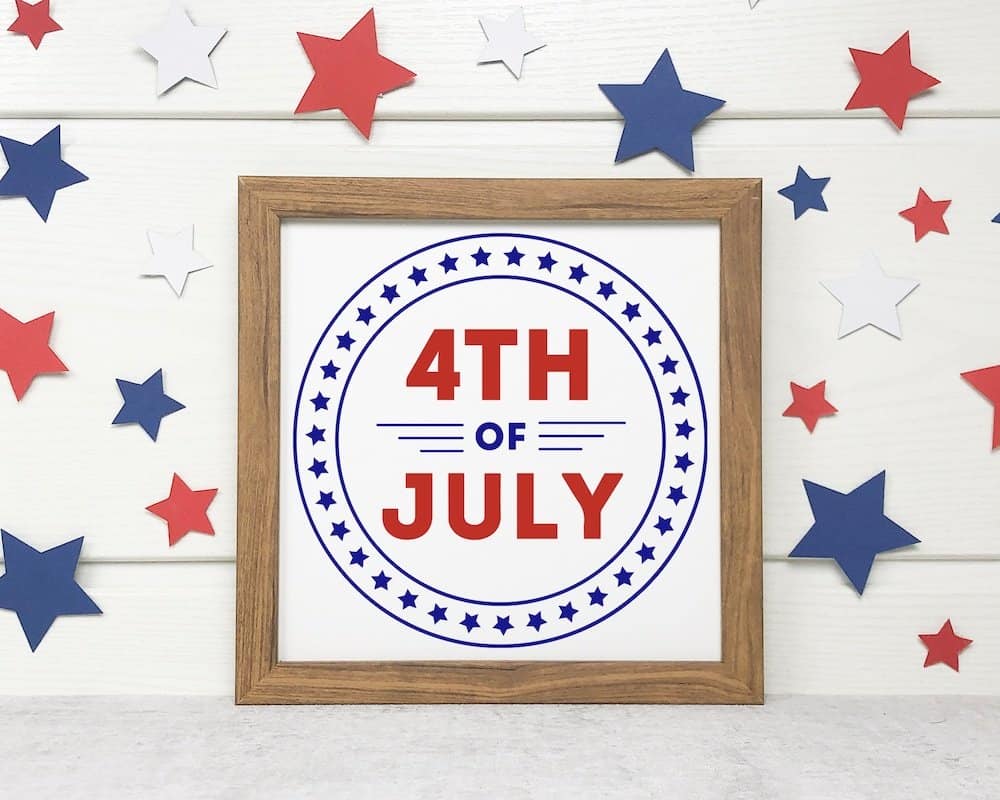 4th of July circle in art frame