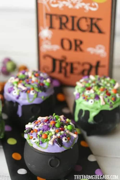 cauldron cupcakes