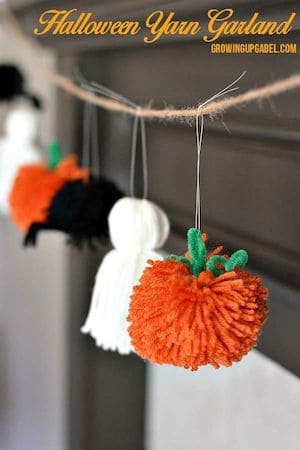 halloween yarn garland