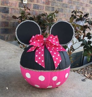 no carve Minnie Mouse pumpkin decorating