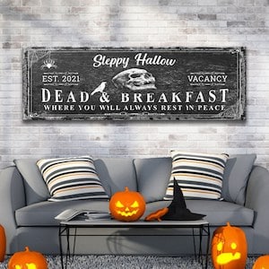 sleepy hallow wall decor