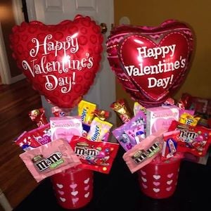 Valentine gift bucket