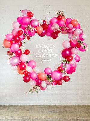 balloon heart Valentine's Day party decor idea