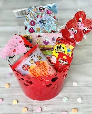 kids valentine gift basket idea