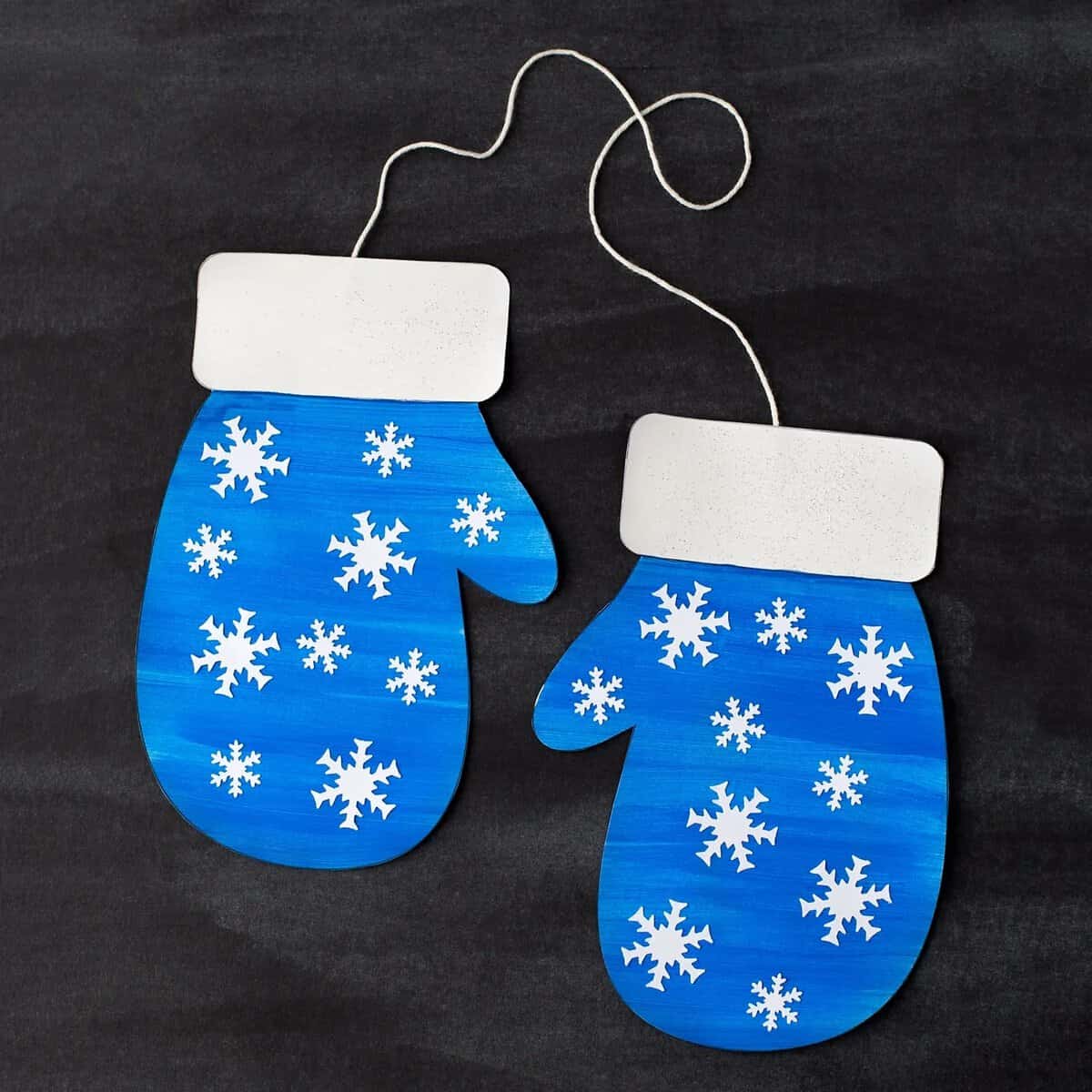 25 Fun and Easy Winter Crafts for Kids - Prudent Penny Pincher